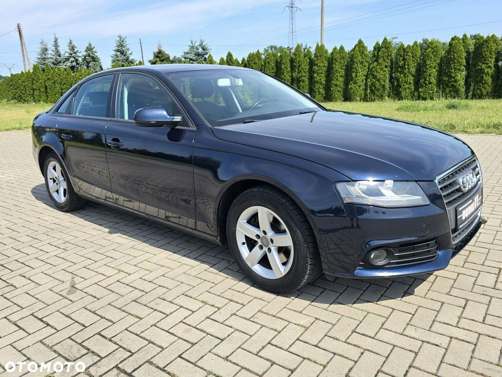 Audi A4 Limousine - 2