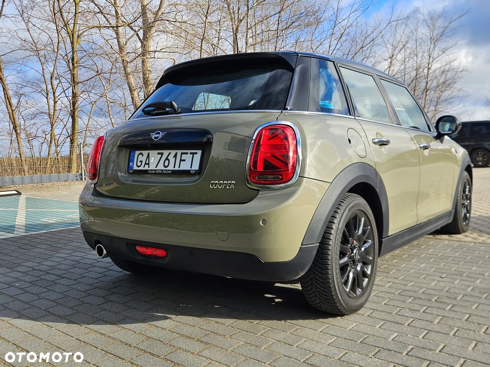 MINI Cooper Standard - 4