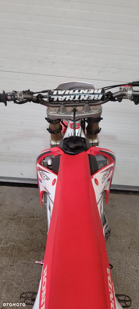 Honda CRF - 26