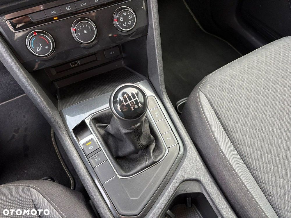 Volkswagen Tiguan Allspace - 21