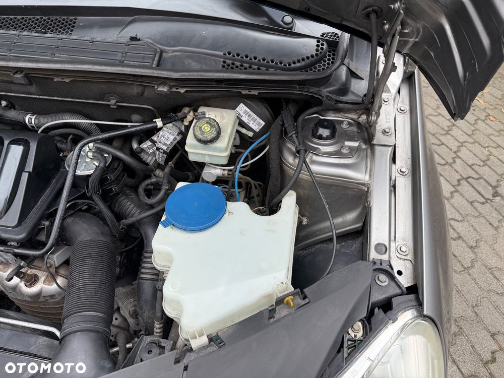 Mercedes-Benz Klasa B 180 CDI DPF Autotronic SPORT EDITION - 32