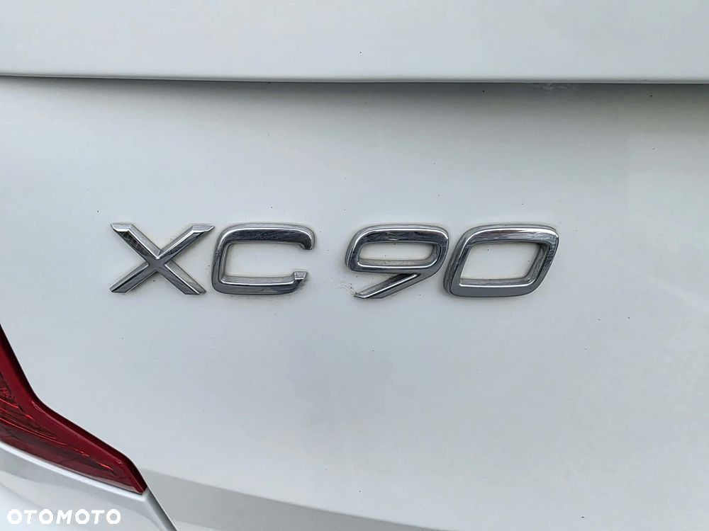 Volvo XC 90 - 37