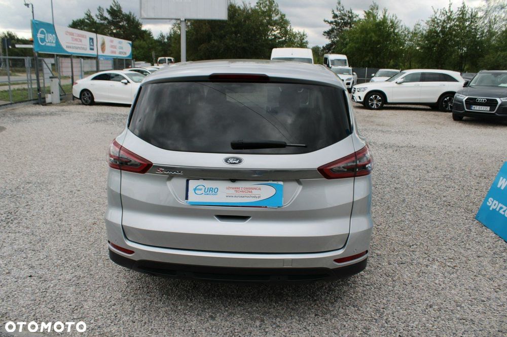 Ford S-Max - 8