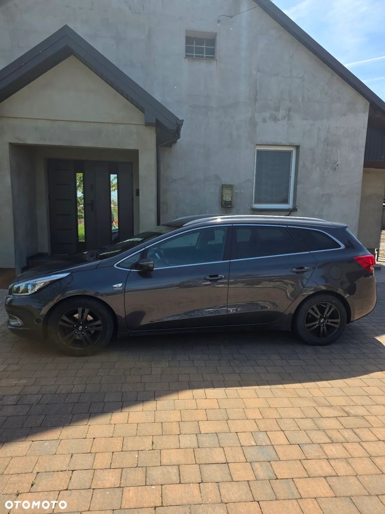 Kia Ceed - 3