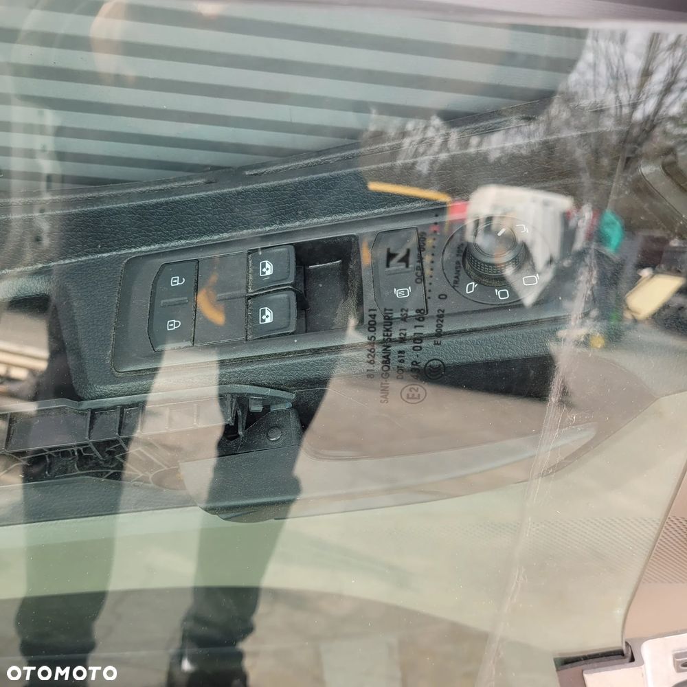 DRZWI TGL TGS NM LEWE SZYBA TAPICERKA LUSTERKO  ORYGINAŁ - 3