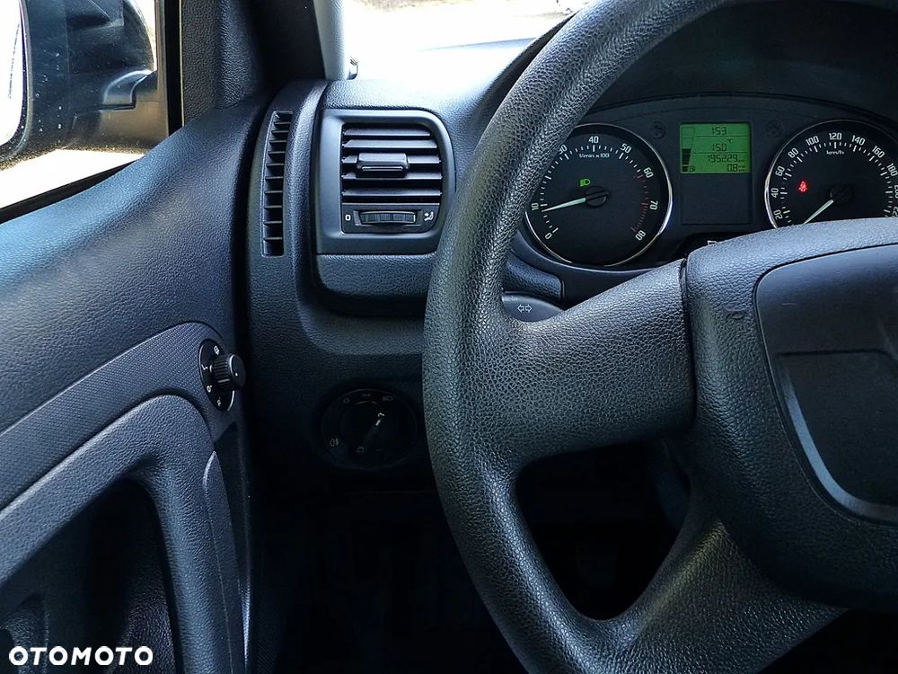 Skoda Fabia 1.2 TSI Family - 30