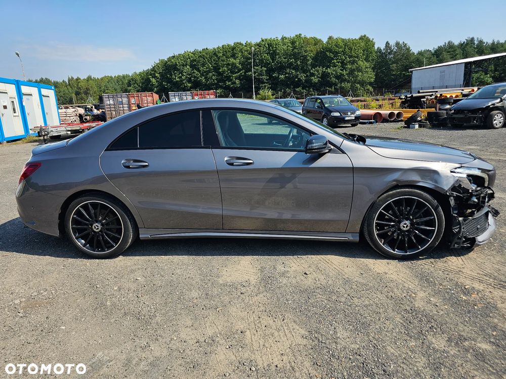 Mercedes-Benz CLA 200 d 4Matic 7G-DCT AMG Line - 9