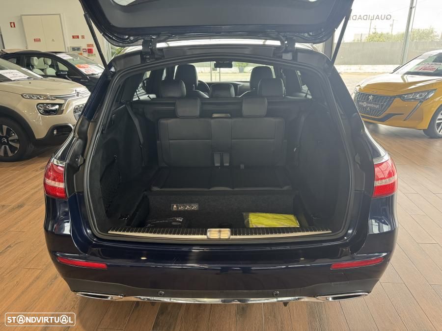Mercedes-Benz E 220 d AMG 7L - 29