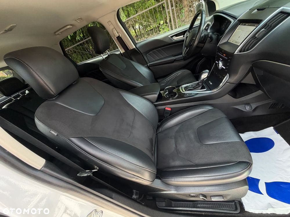Ford Edge 2.0 TDCi Twin-Turbo 4WD ST-Line - 13