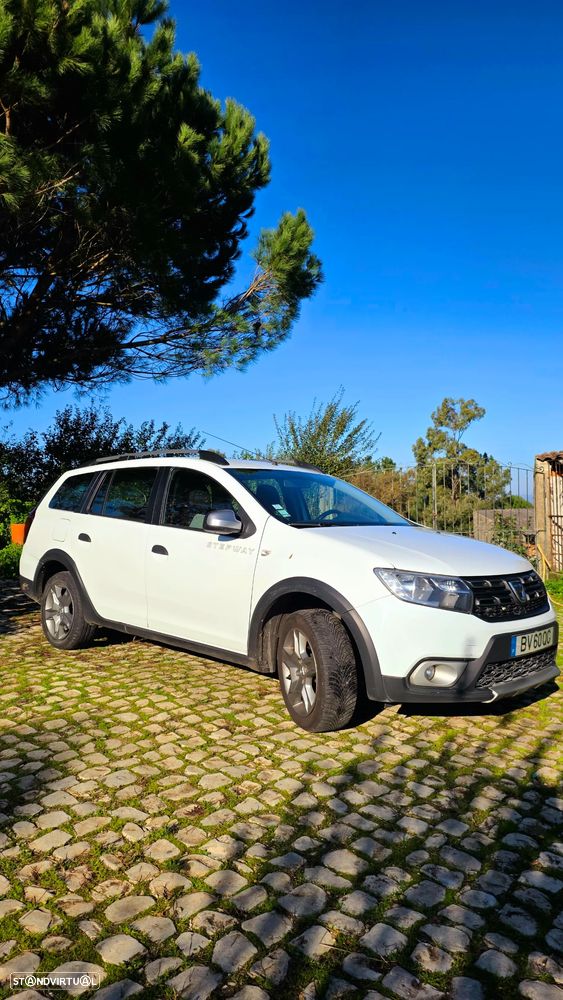 Dacia Logan MCV Blue dCi 95 Stepway - 2