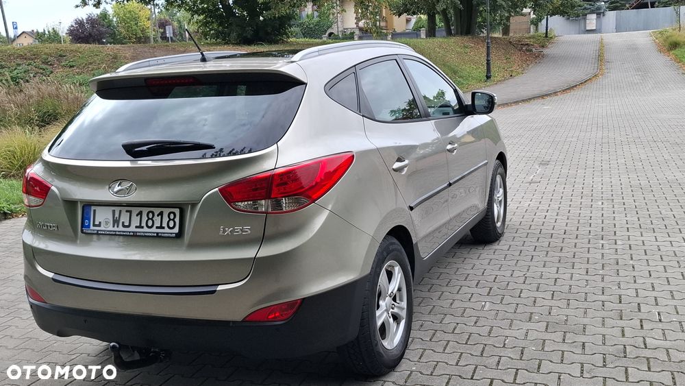 Hyundai ix35 - 11