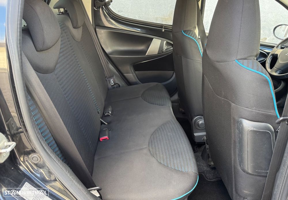 Peugeot 107 1.0 Active - 25