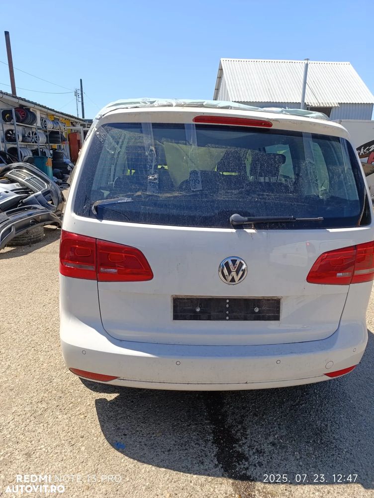Dezmembrez Volkswagen Touran 1.2 Tsi - 2