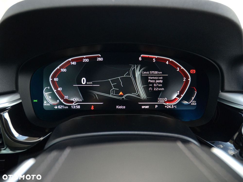 BMW Seria 5 518d mHEV - 24