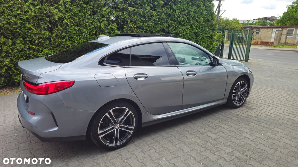 BMW Seria 2 218i - 3