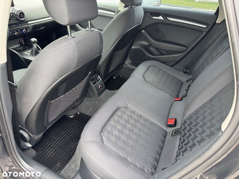 Audi A3 Sportback - 21