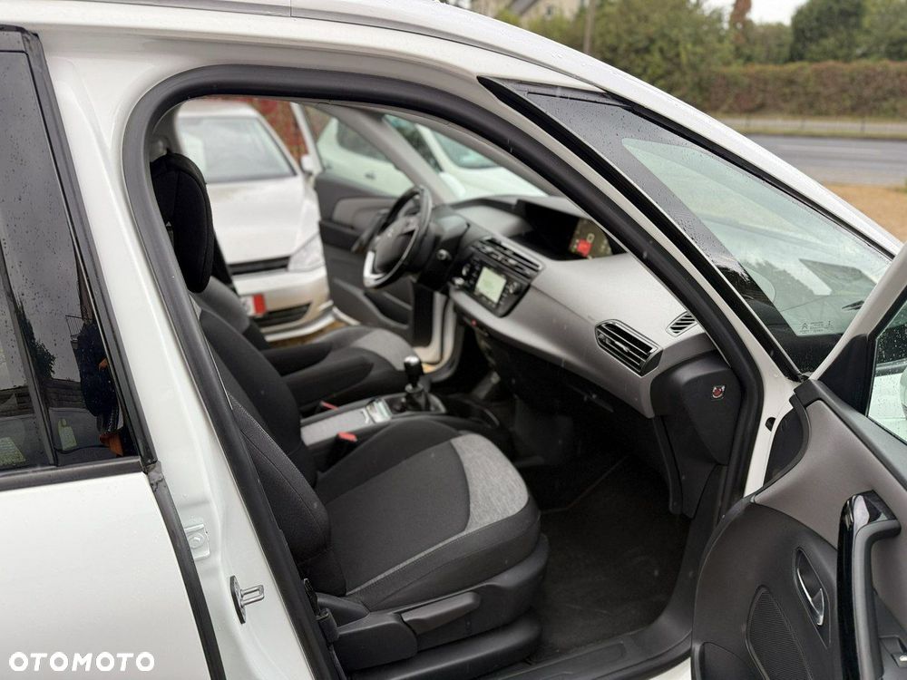 Citroën C4 Grand Picasso - 19