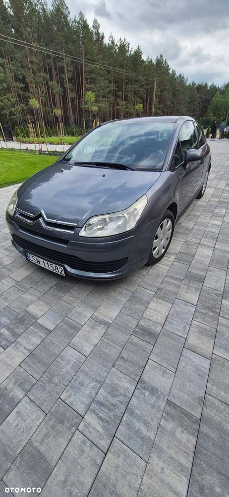 Citroën C4 1.4 16V Impress - 2