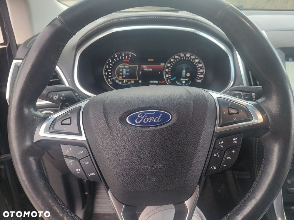 Ford Edge 2.0 TDCi Bi-Turbo 4x4 Vignale - 9