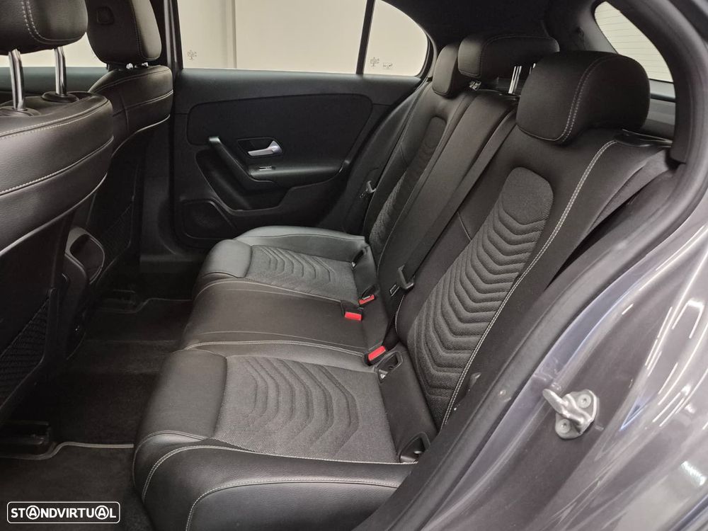 Mercedes-Benz A 160 d Business Solutions — fotografia 18