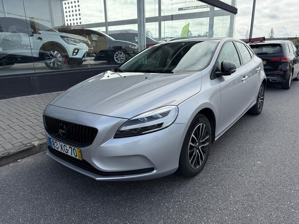 Volvo V40 2.0 D3 Momentum
