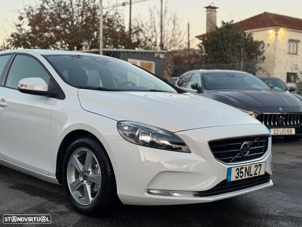 Volvo V40 1.6 D2 Eco Kinetic - 3