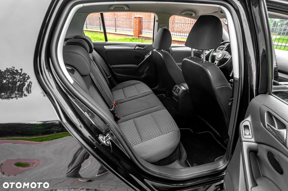 Volkswagen Golf 1.6 Edition - 24