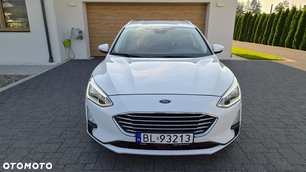 Ford Focus 1.5 EcoBlue Start-Stopp-System TITANIUM DESIGN - 3