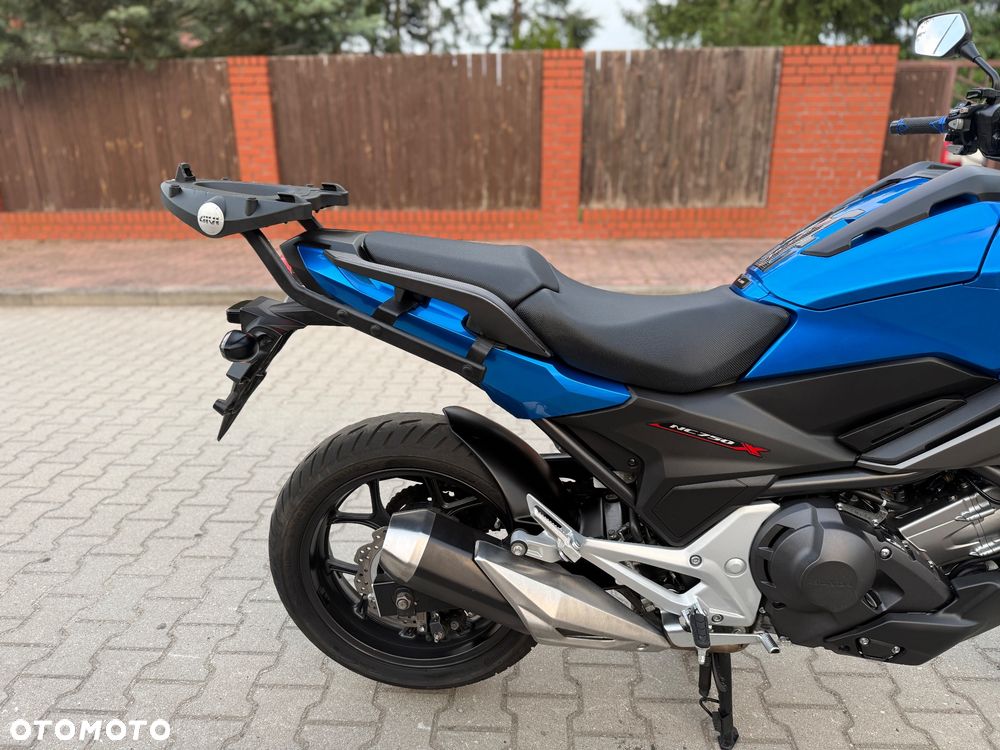 Honda NC - 9