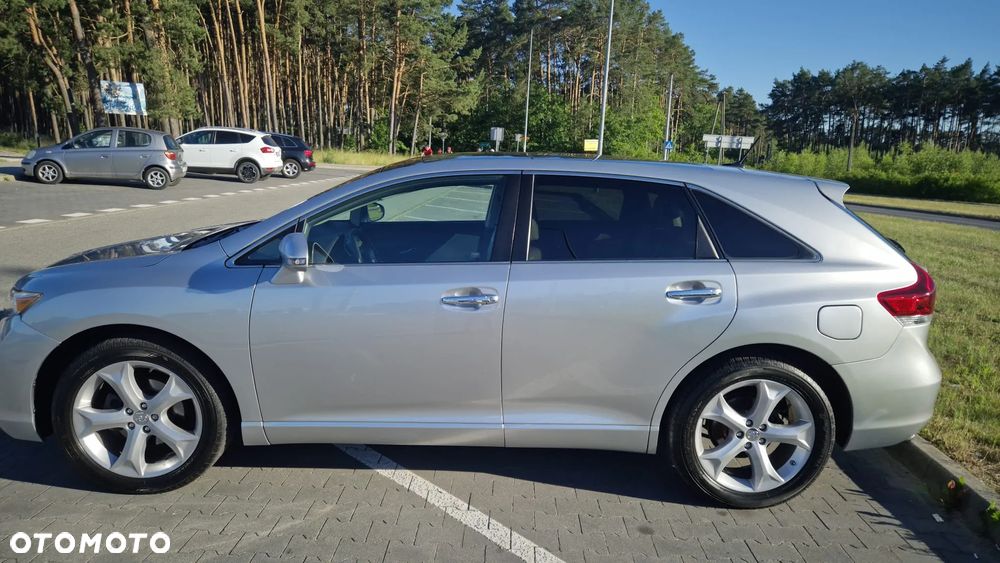 Toyota Venza 3.5 V6 AWD - 2