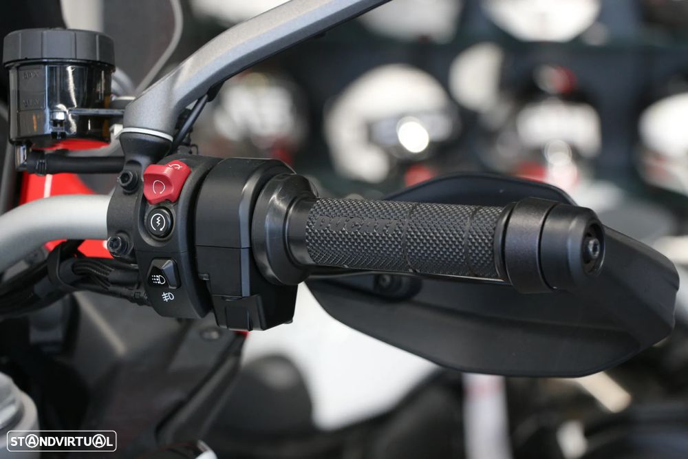 Ducati Multistrada V4 - 6