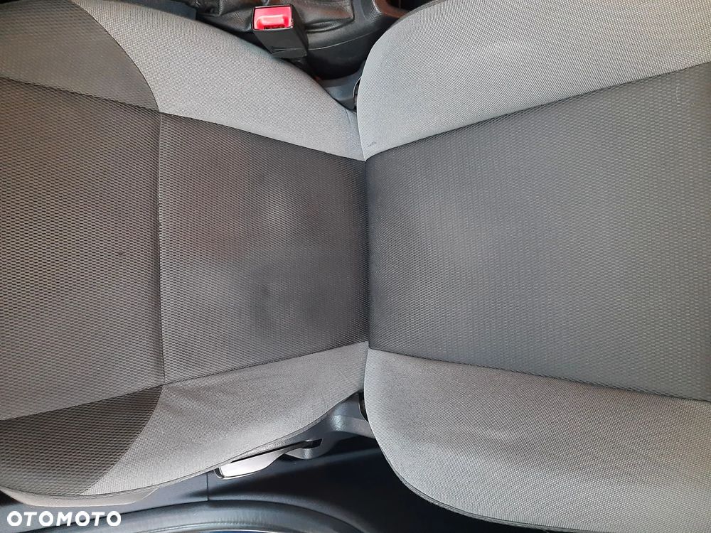 Ford Focus 1.6 TDCi Edition - 21