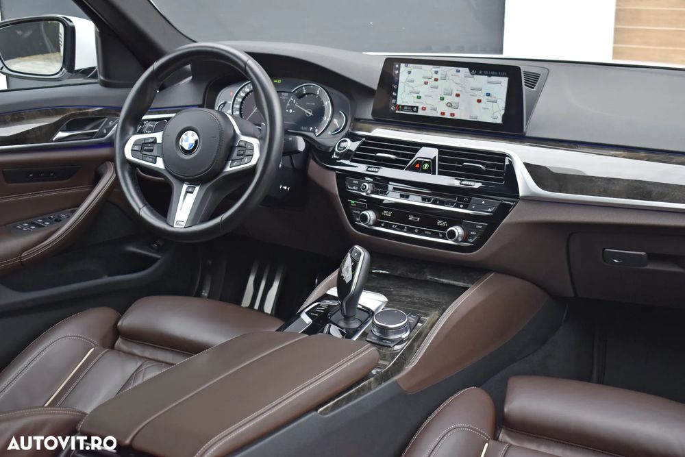 BMW Seria 5 520d Aut. M Sport Edition - 11