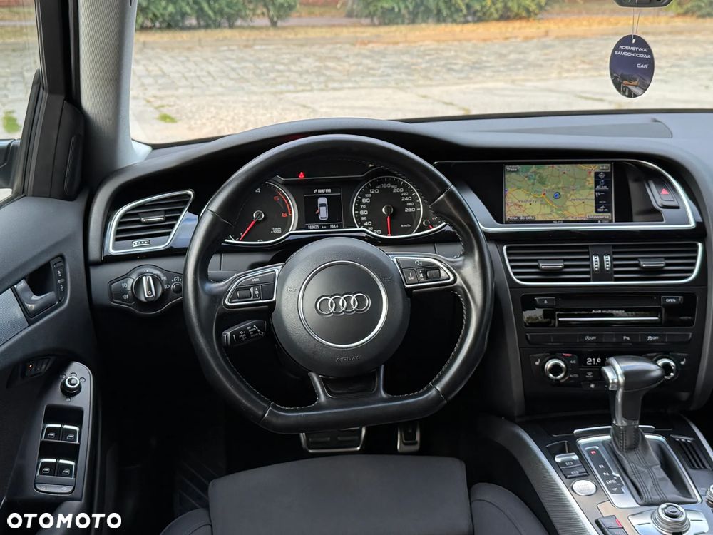 Audi A4 Avant 2.0 TDI DPF clean diesel multitronic S line Sportpaket - 12