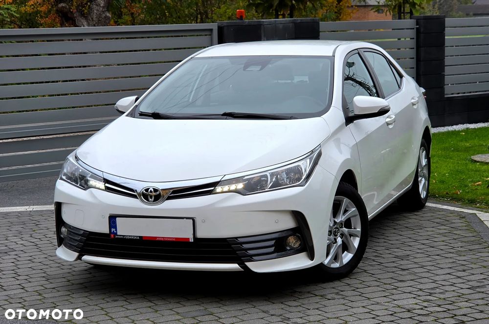 Toyota Corolla 1.6 Premium - 5