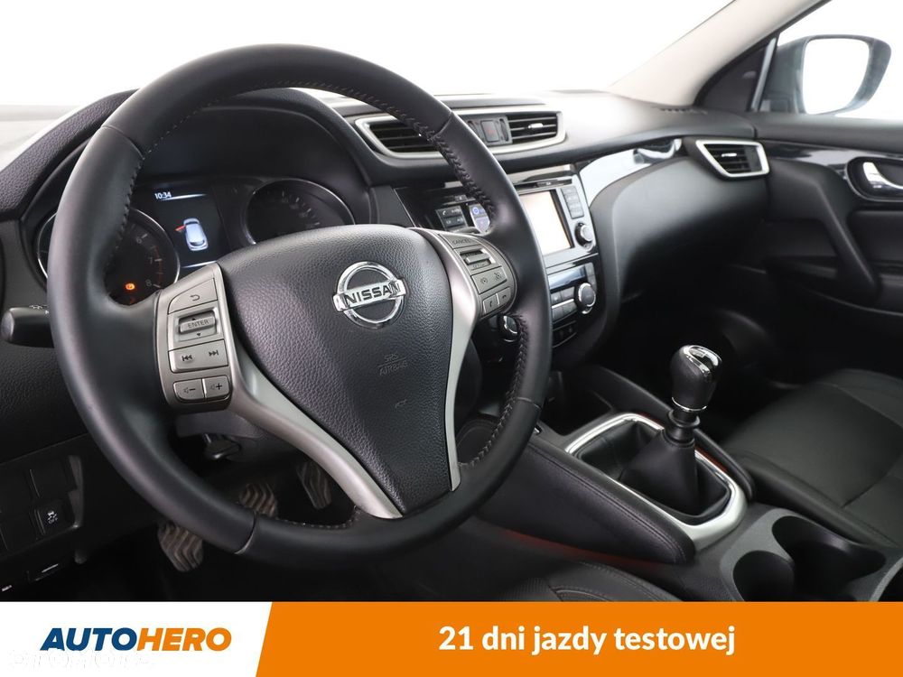 Nissan Qashqai - 11