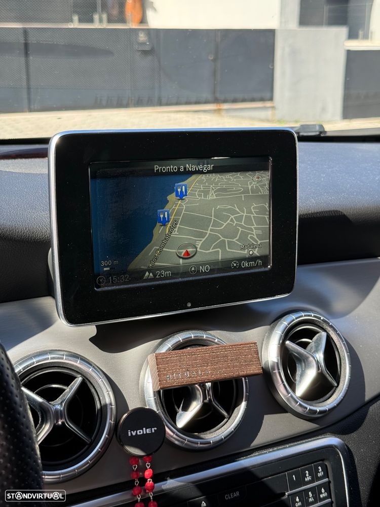 Mercedes-Benz CLA 200 d 7G-DCT - 19