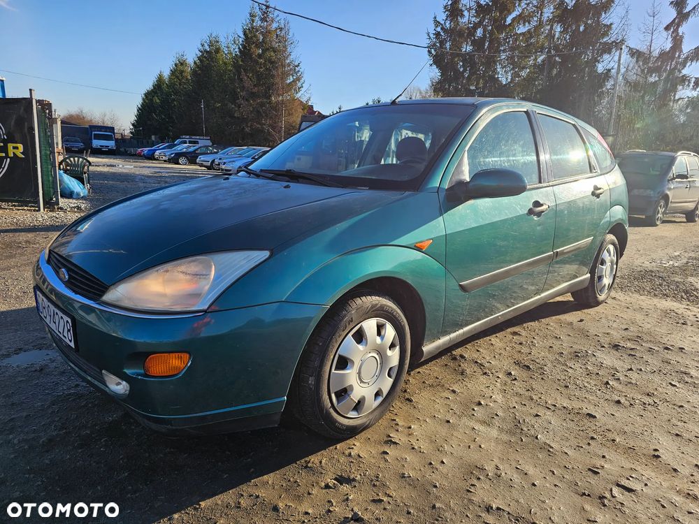 Ford Focus 1.6 Ambiente - 1