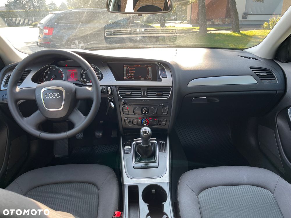 Audi A4 Avant 2.0 TDI - 7