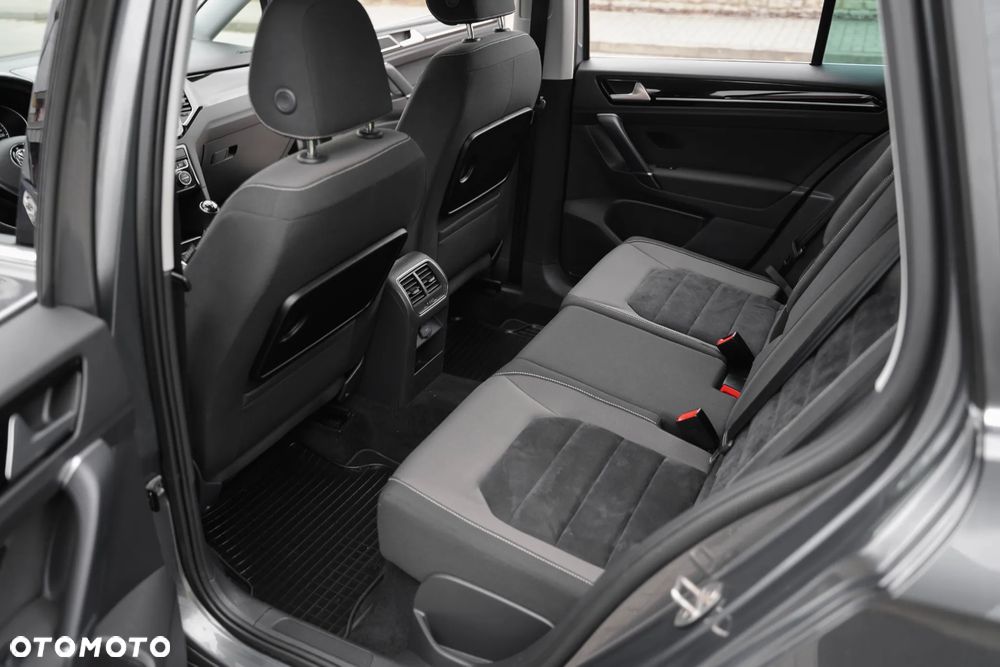 Volkswagen Golf Sportsvan 1.4 TSI (BlueMotion Technology) Highline - 17