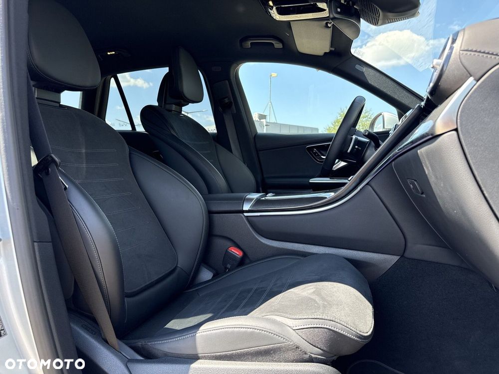 Mercedes-Benz GLC 300 d mHEV 4-Matic AMG Line - 16
