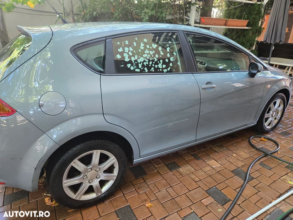 Seat Leon 2.0 TDI DSG Stylance - 3