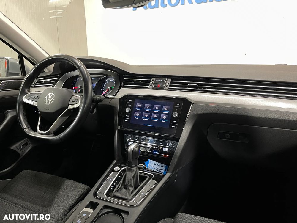 Volkswagen Passat 1.5 TSI ACT DSG Comfortline - 9