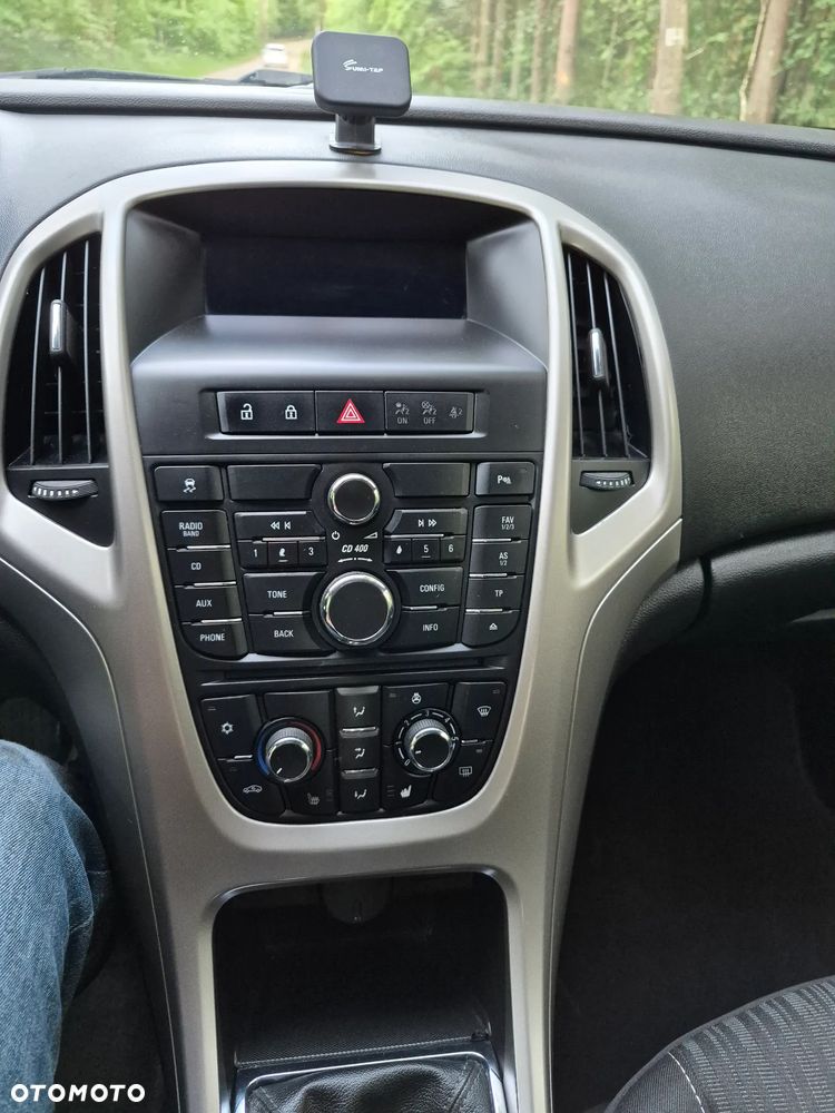 Opel Astra 1.4 Turbo - 28