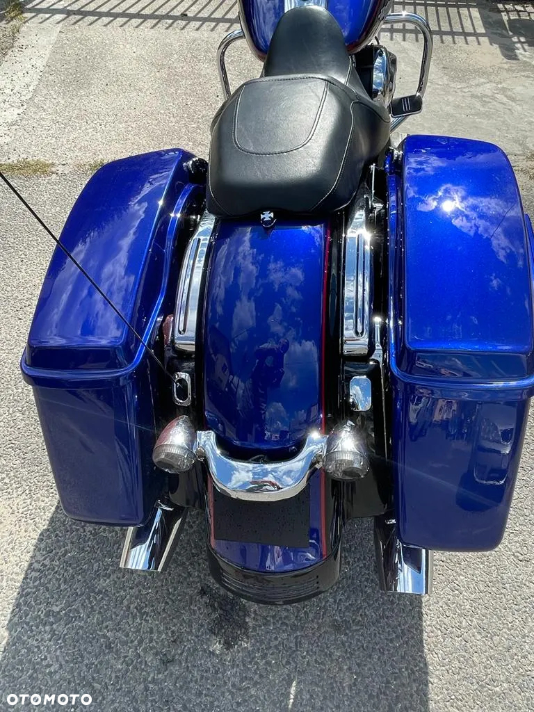 Harley-Davidson Touring Street Glide - 11