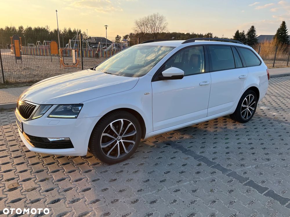 Skoda Octavia 1.6 TDI Style DSG - 1
