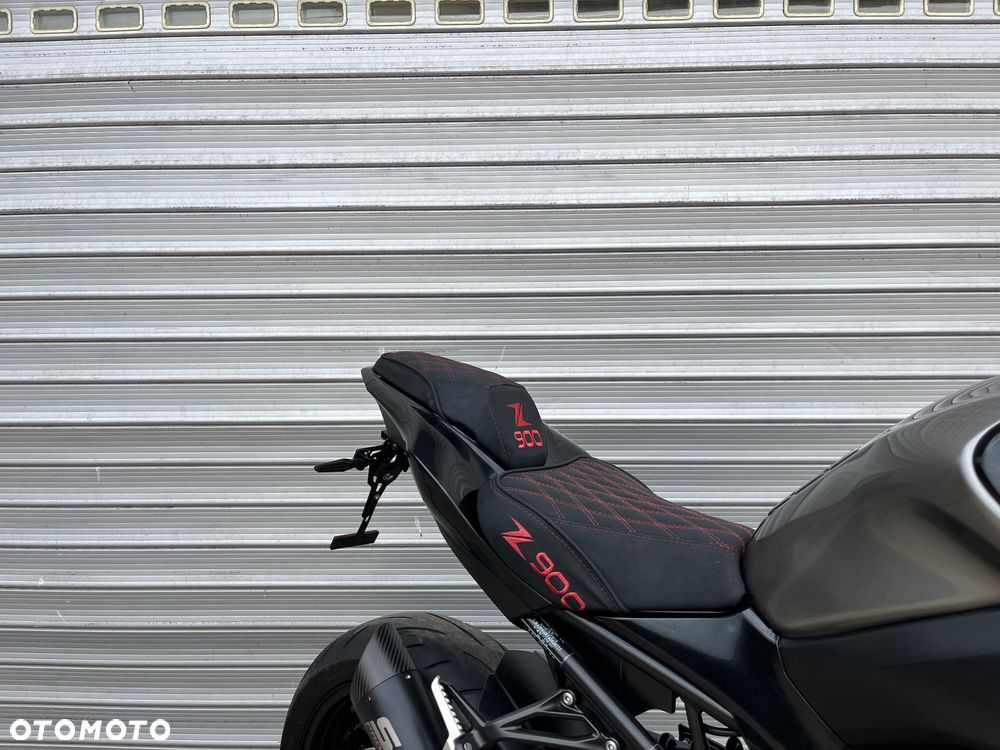 Kawasaki Z 900 - 24