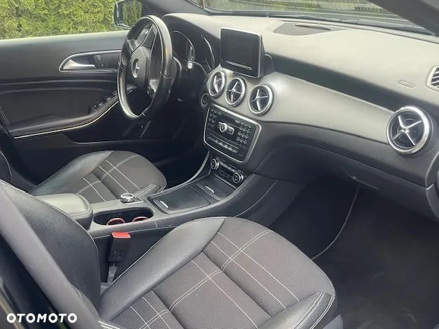 Mercedes-Benz GLA 220 CDI - 9