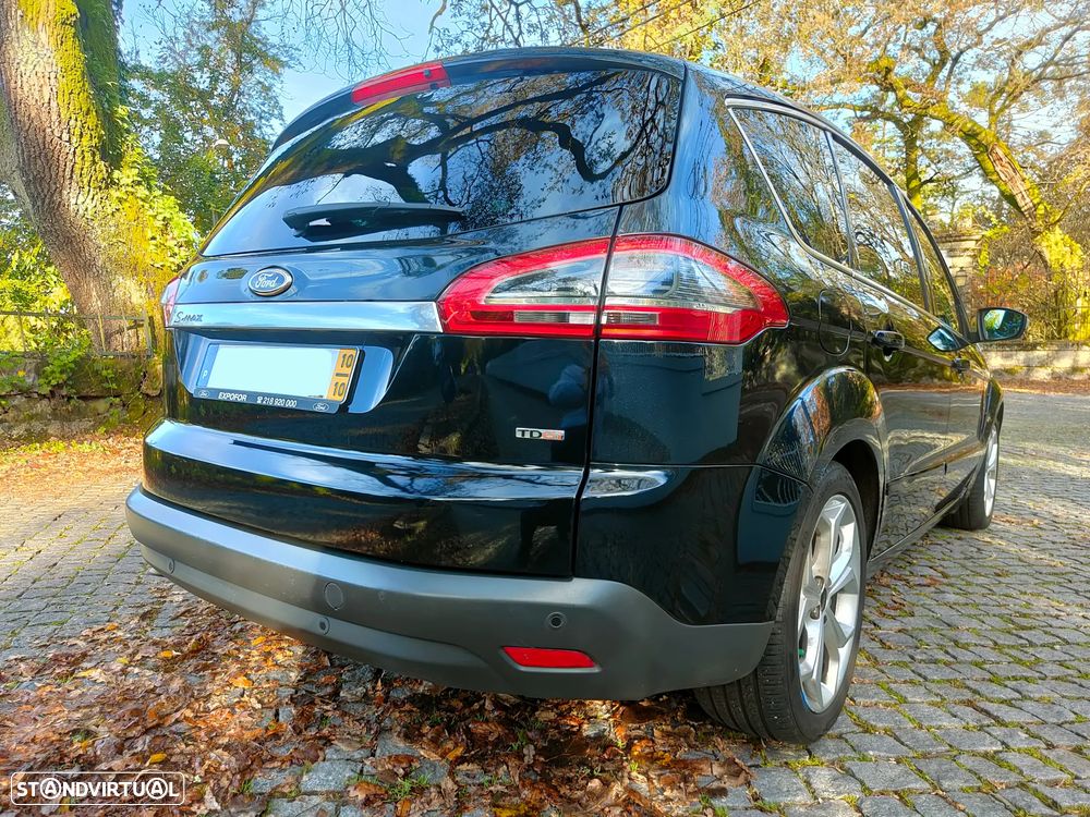Ford S-Max 2.0 TDCi Titanium 7L 139g - 22