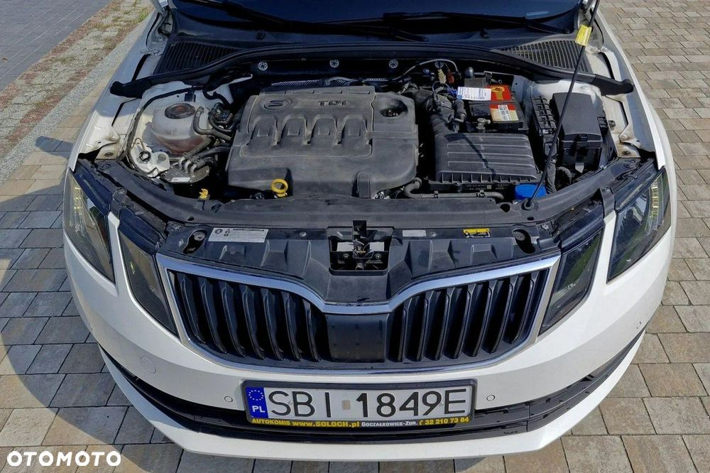 Skoda Octavia 2.0 TDI 4x4 Clever DSG - 17
